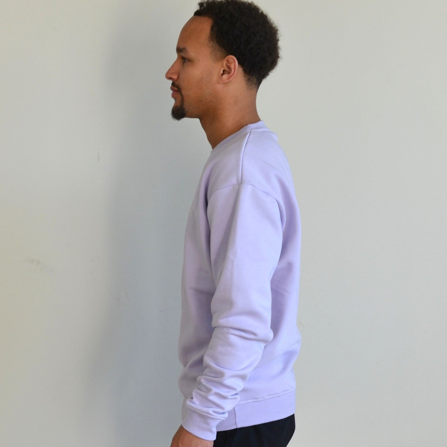 The Essential Crewneck Lila