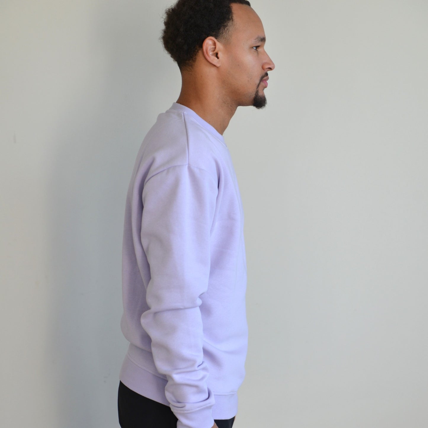 The Essential Crewneck Lila